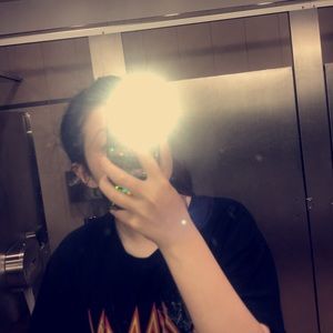 Meet your Posher, Lexi